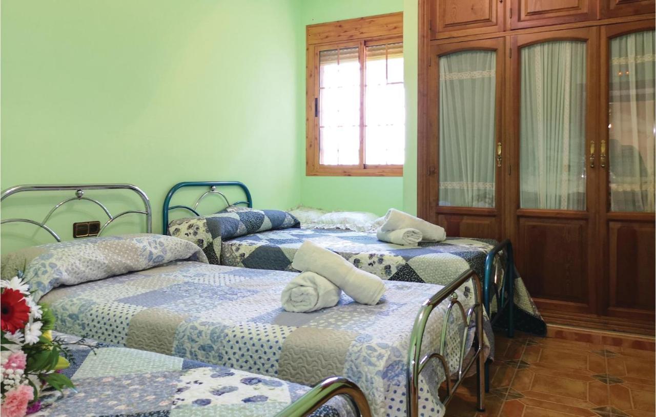 Pet Friendly Home In Olvera With Kitchen Екстериор снимка