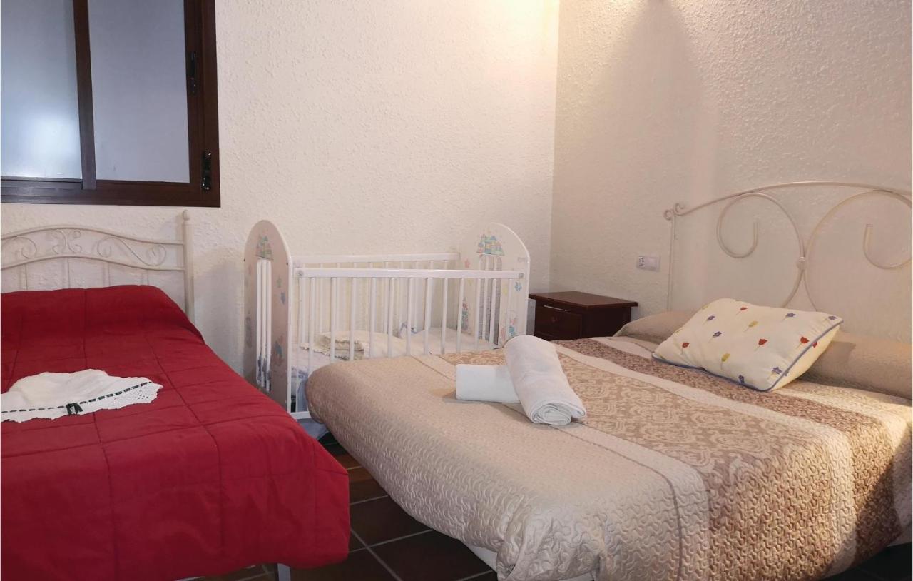 Pet Friendly Home In Olvera With Kitchen Екстериор снимка